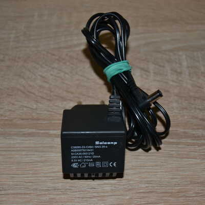 Адаптер питания сетевой Salcomp C39280-Z4-C494 переменного тока 9.3V 210mA  